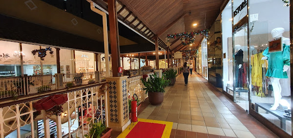 Foto 1 Shopping Paseo Itaigara