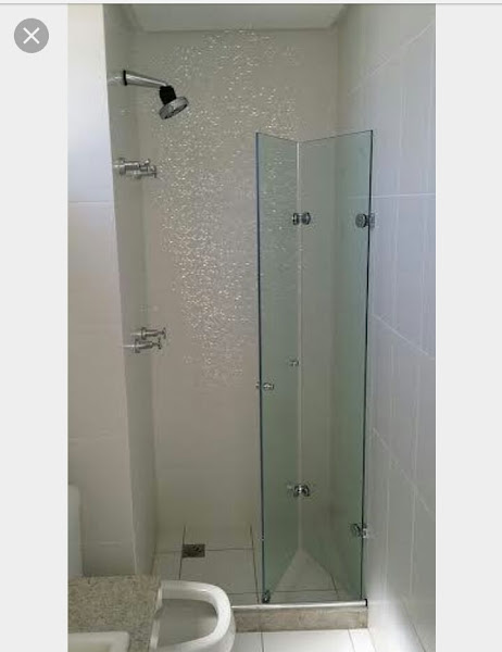 Foto 2 Victor Vidros