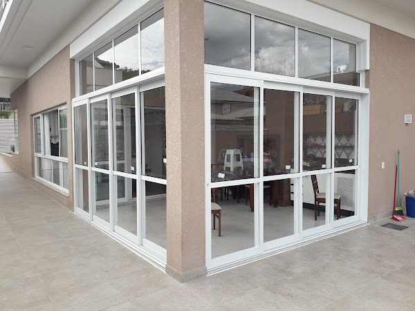 VIDRAÇARIA RIO CLARO Manutenção em Esquadrias de Alumínio Portas e Janelas de alumínio e Manutênção em Box para Banheiros em Curitiba VIDRAÇARIA RIO CLARO Manutenção em Esquadrias de Alumínio Portas e Janelas de alumínio e Manutênção em Box para Banheiros em Curitiba