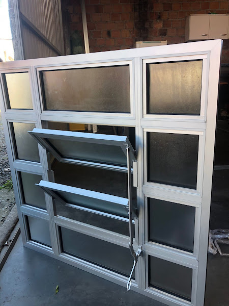 Foto 4 VIDRAÇARIA RIO CLARO esquadrias de alumínio e manutenção