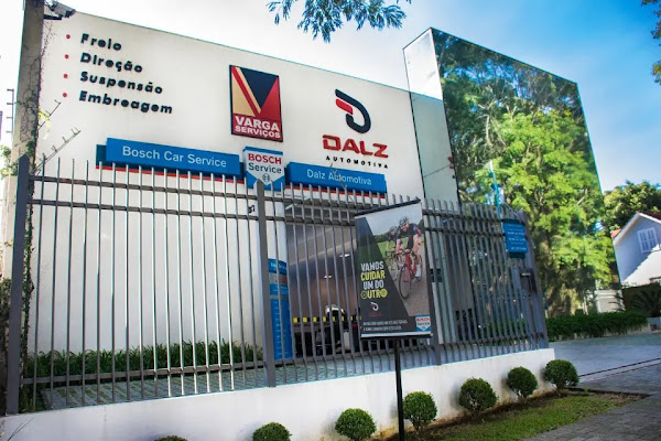 Foto 2 Ofinica Mecânica - Dalz Automotiva Mercês | Bosch Car Service