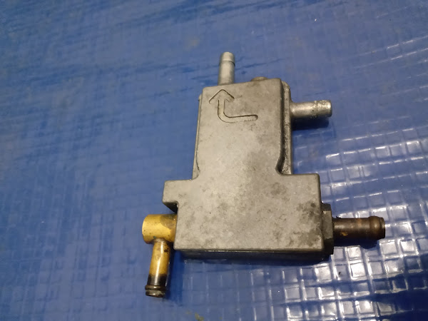 Foto 1 CENTRO AUTOMOTIVO 100% (OFICINA MECÂNICA)