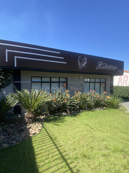 JK Odontologia (Implantodontia e Reabilitação Oral)