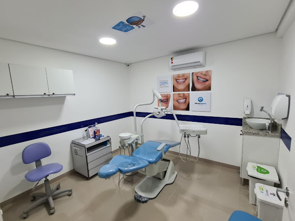 OrthoDontic - Clínica Odontológica em Curitiba - Tratamento de Canal - Implante Unitário - Periodontia - Restauração Dental - Prótese - Clareamento e Limpeza Dental - Aparelho Metálico e Estético - Emergência - Extração do Siso - Faceta de Porcelana
