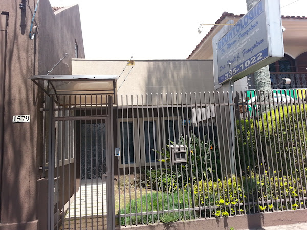 Clínica Odontológica Franzoloso