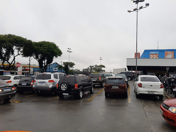 Foto 6 Galeria Extra Curitiba Kennedy