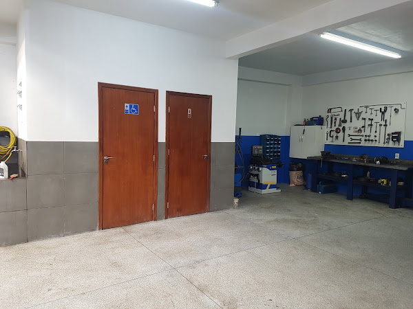 Foto 6 Redave Peças e Serviços, Oficina Mecânica, Pneu, Bateria, Óleo, Amortecedor, Câmbio Automático