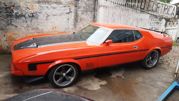 vermelho auto elétrica e mecânica