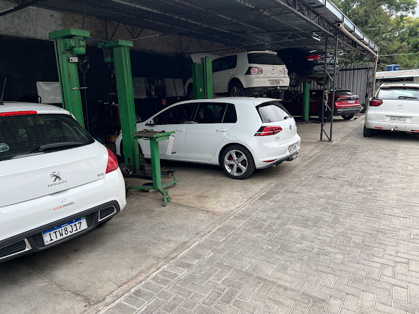 Foto 2 Auto Center Tsuru