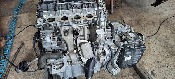 Foto 3 Auto Center Tsuru