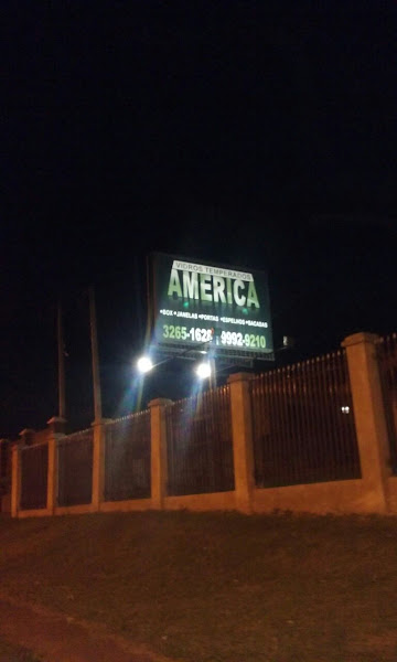 Foto 2 Vidraçaria América Vidros Temperados e esquadrias de alumínio