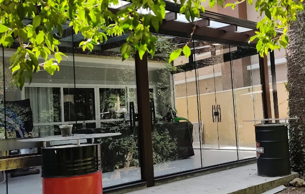 Foto 3 Totalplano Vidros Envidraçamento de Sacada Cortina de Vidros