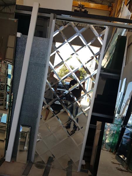 Face A Face Distribuidora