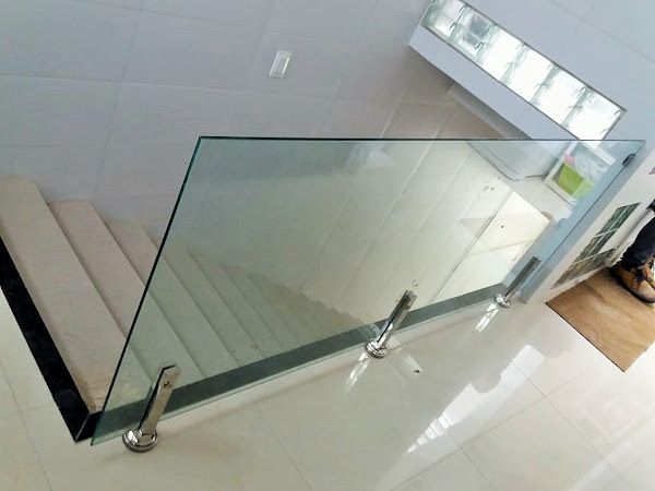 Foto 5 Vidraçaria e esquadrias de alumínio AL-13