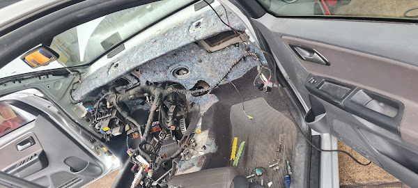 Foto 2 HC Câmbio Automatico e ar condicionado.