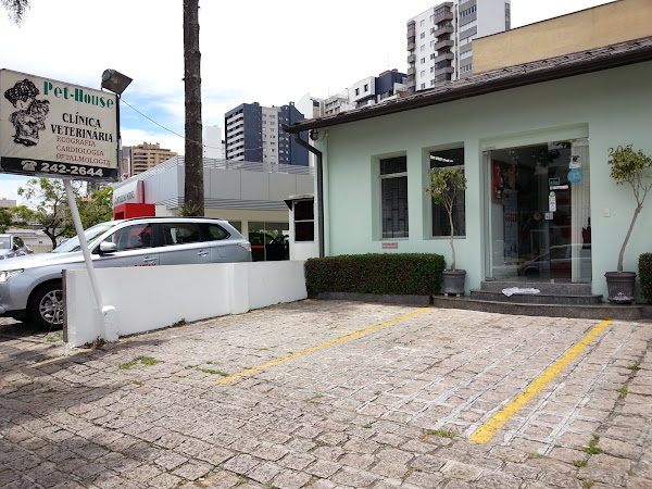 Clínica Veterinária Pet-House