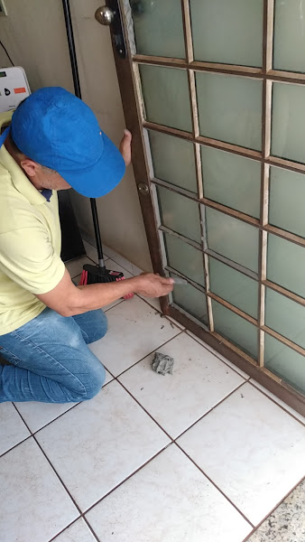 Vidraçaria Santelli- Quadros e Molduras