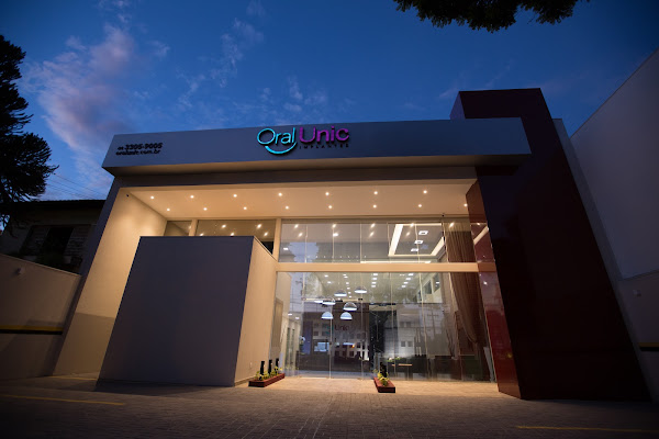 Foto 1 Oral Unic Maringá - Centro Odontologico, Clinica Odontologica, Lentes de Contato, Implantes Dentarios, Dentista em Maringa