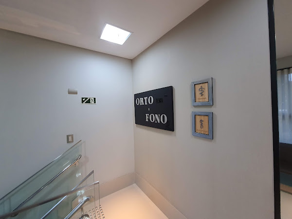 Foto 3 Clínica Paulo Nabarro Ortodontia Ortopedia Func Maxilares Especialista
