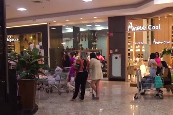 Paraná Moda Park Shopping Atacadista