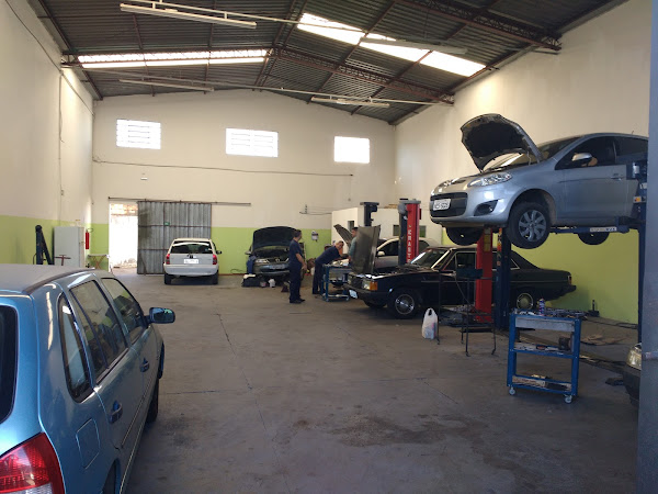 Boer Automotive Center