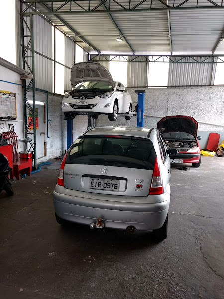 Foto 2 JJ Gianeze Centro Automotivo Ltda Me