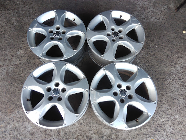 Foto 1 Borracharia Auto Center Betão