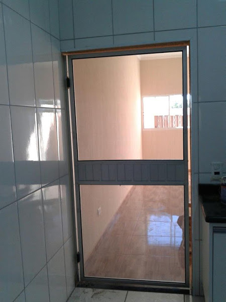 Foto 1 Vidraçaria e Box Santa Clara