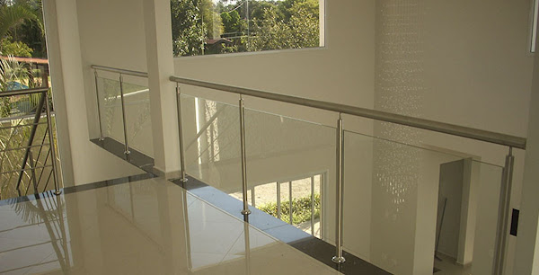 Foto 4 SULTANO VIDROS - Envidraçamento de Sacadas, Corrimão e Guarda-Corpo de Inox e Vidro