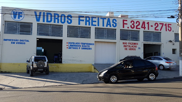Vidros Freitas I - Vidros Comuns e Espelhos