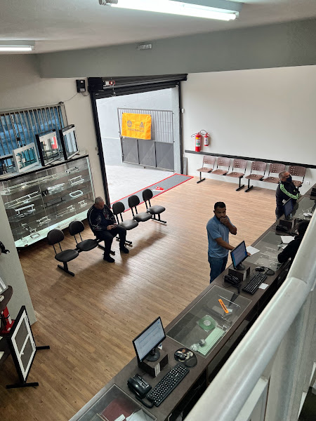 Foto 1 Acav Comércio de Acessórios para Alumínios e Vidro Temperado L