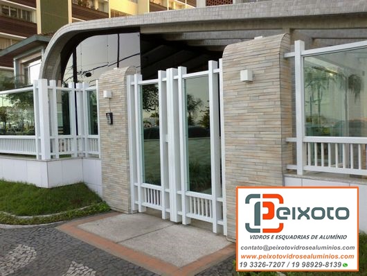Foto 2 Peixoto Vidros e Esquadrias de Aluminios
