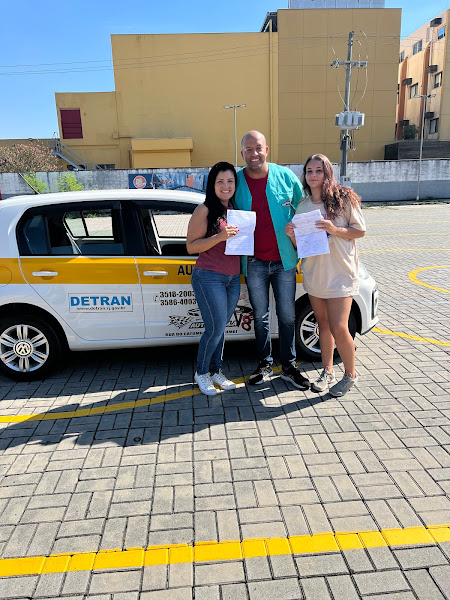 Foto 2 Autoescola V8