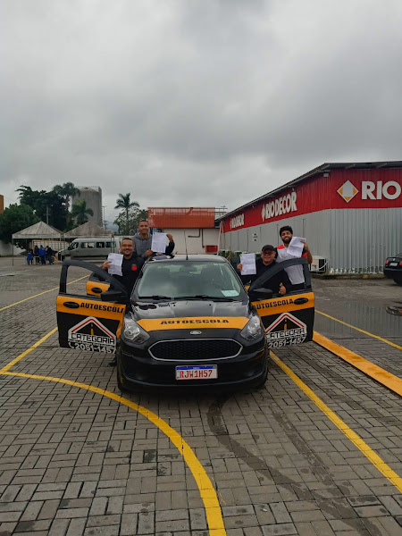 Foto 1 Auto Escola Categoria