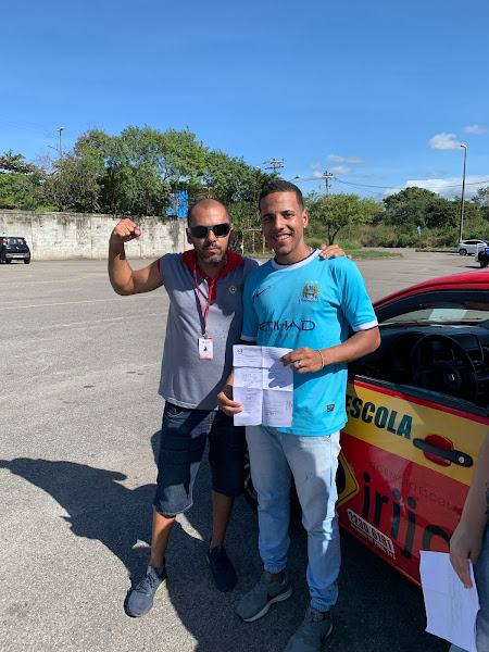 Foto 1 Autoescola Dirija 2