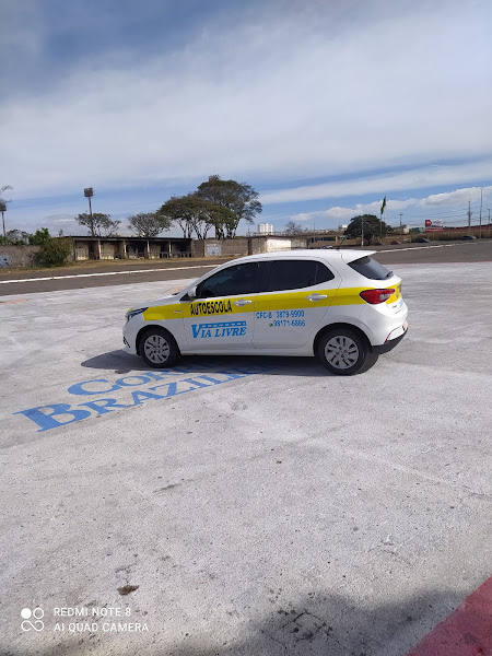 Foto 2 Autoescola Via Livre