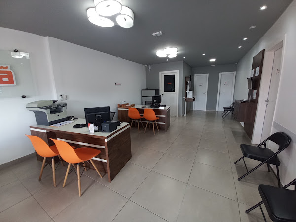 Foto 1 Auto Escola Tarumã - Curitiba