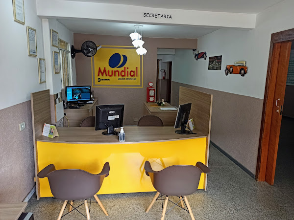 Foto 1 Autoescola Mundial