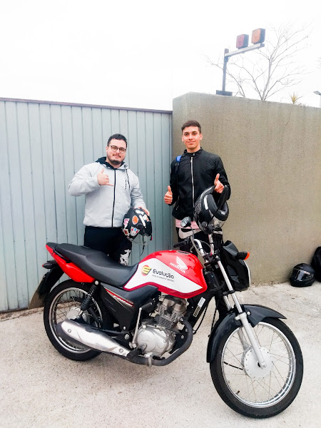 Foto 1 Centro de Formação de Condutores Evolução