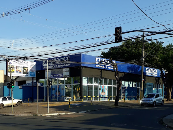 Auto Escola Advance