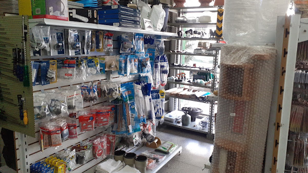 Foto 4 L R Materiais para Construção