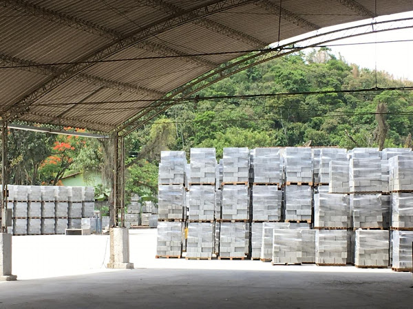 Foto 1 Bloco de Concreto RJ - Almeida Representações