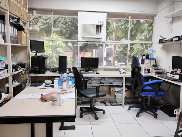 Foto 3 Comercial Obradec