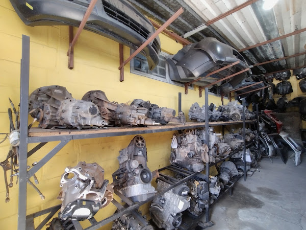 Foto 3 IMPÉRIO DAS PEÇAS NOVAS E USADAS VOLKS JEEP HYUNDAI MULTIMARCAS