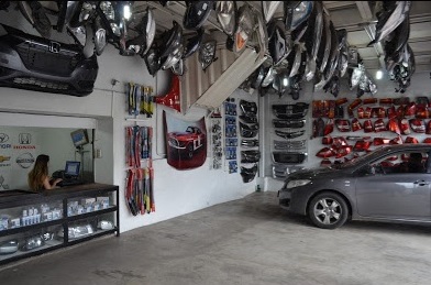 Foto 3 Auto Peças Primordial - Parachoques, Faróis, Lanternas, Paralamas, Capôs e MAIS!