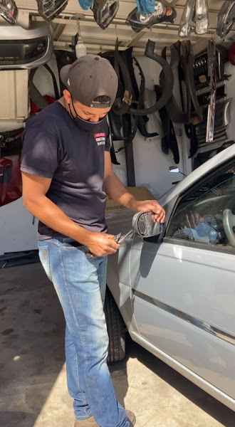 Foto 5 Auto Peças Primordial - Parachoques, Faróis, Lanternas, Paralamas, Capôs e MAIS!