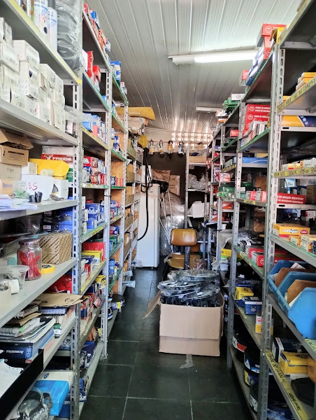 Foto 1 CHARLIM AUTO PEÇAS LTDA