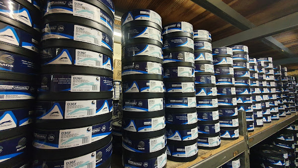 Foto 1 Perfil Distribuidora de Peças Automotivas LTDA