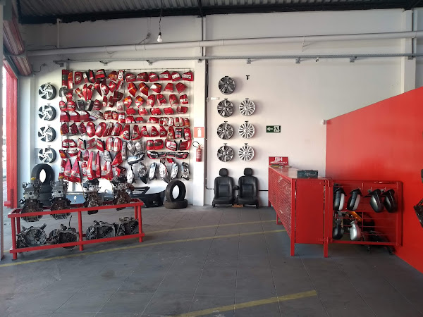 Foto 2 BH JEEP RENAULT Peças Usadas