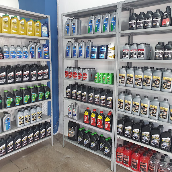 Foto 1 Reporpeças - Loja de Auto Peças em Curitiba - Pinheirinho - Xaxim